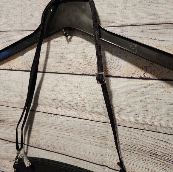 Stadium Purse - Picture 4 of 7